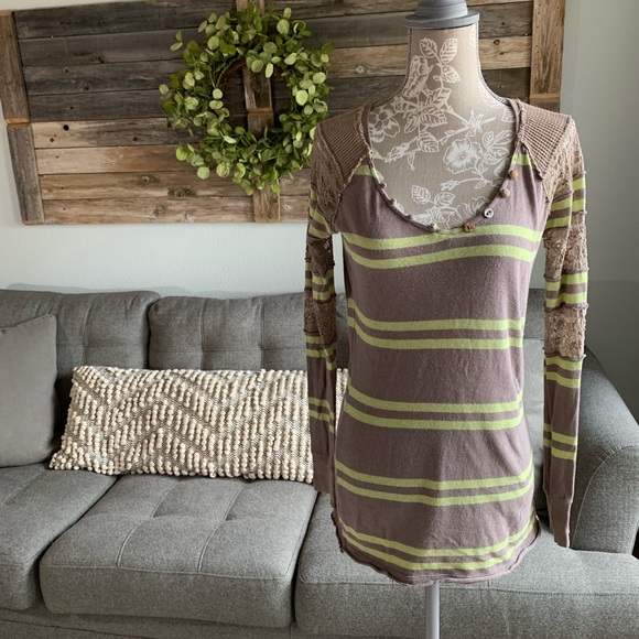 Free People Tops - FP Stripe Lace Sleeve V-Neck Top
